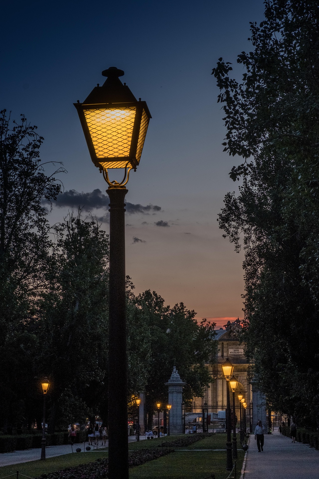 73854833-8be3-4aec-98b6-e53b9764d6f7-iluminacion Agfa.jpg